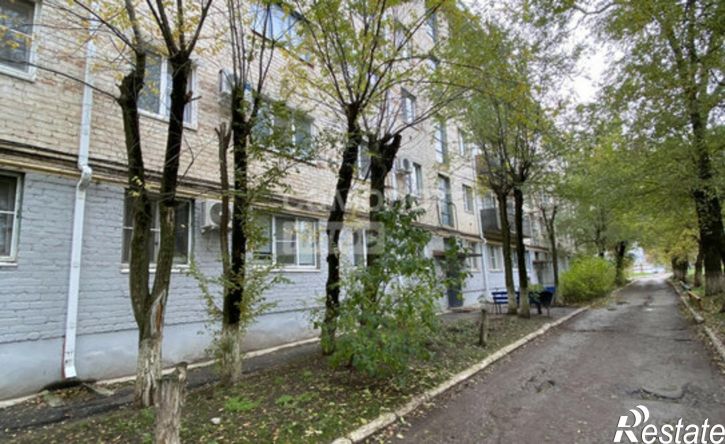 3-комн квартира Элиста, 1-й микрорайон, 34