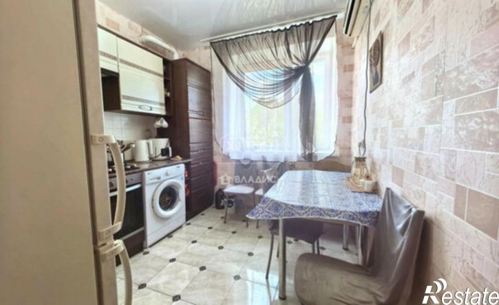 4-комн квартира Элиста, 2-й микрорайон, 35Бк1