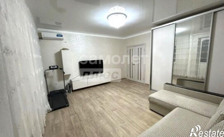 2-комн квартира Элиста, улица В.И. Ленина, 303