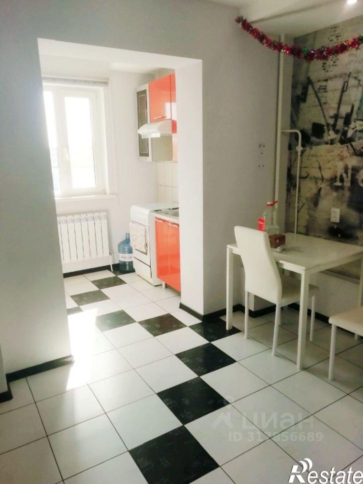 1-комн квартира Элиста, 8-й микрорайон, 18