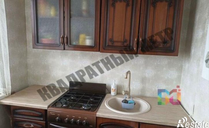 3-комн квартира Элиста, 4-й микрорайон, 27