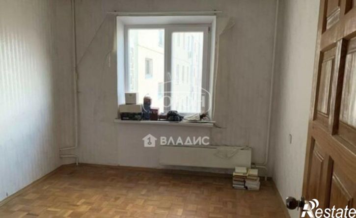 4-комн квартира Элиста, 7-й микрорайон, 1к1