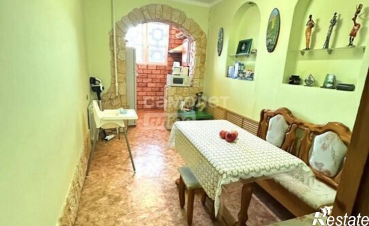 3-комн квартира Элиста, 8-й микрорайон, 23
