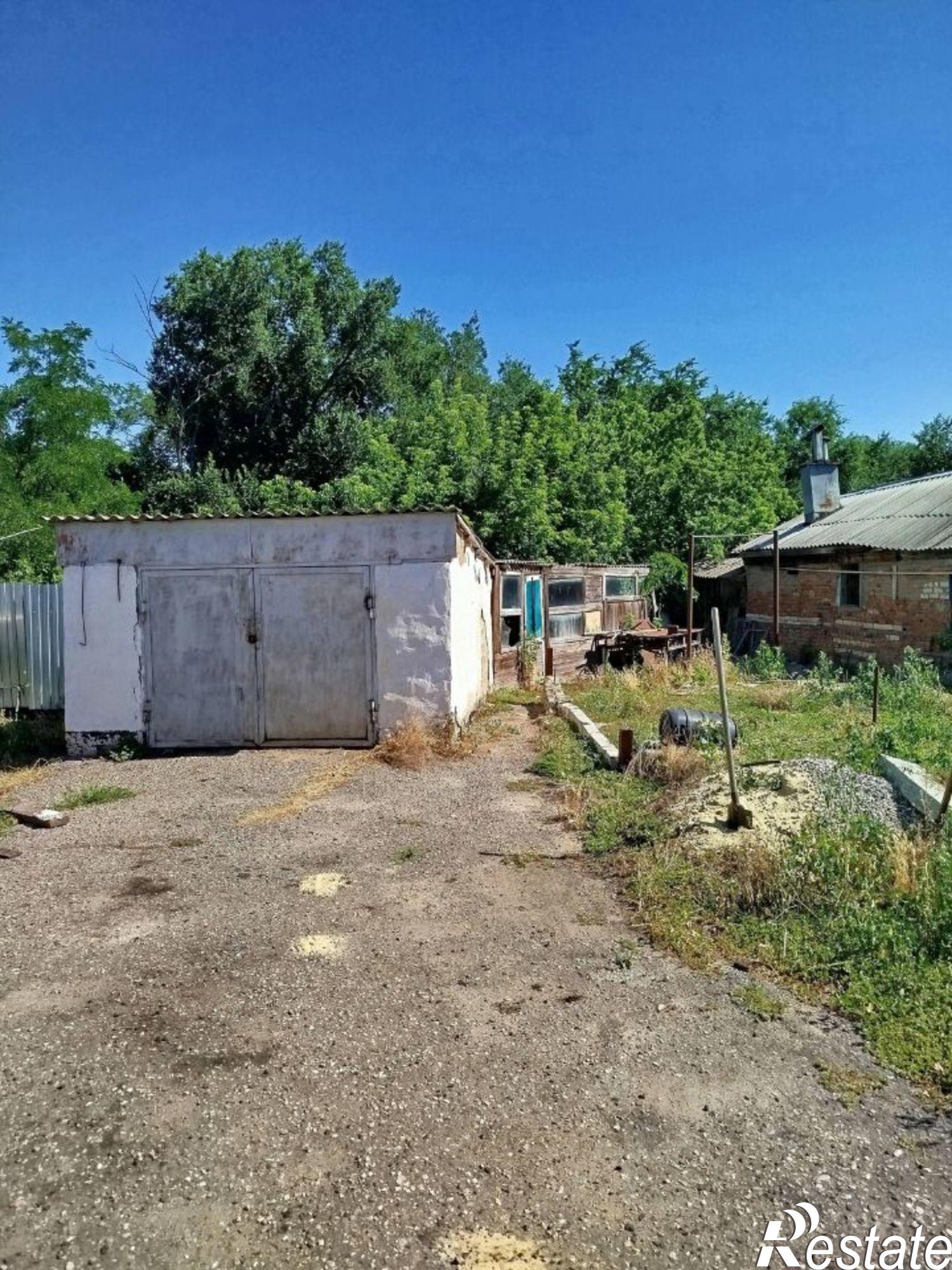 Купить дачу, дом, коттедж за 9 000 000 рублей на Элиста, улица В.И. Ленина