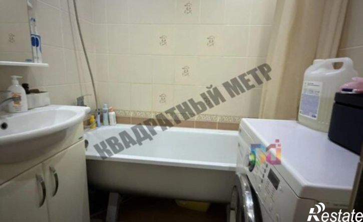4-комн квартира Элиста, 7-й микрорайон, 1к3